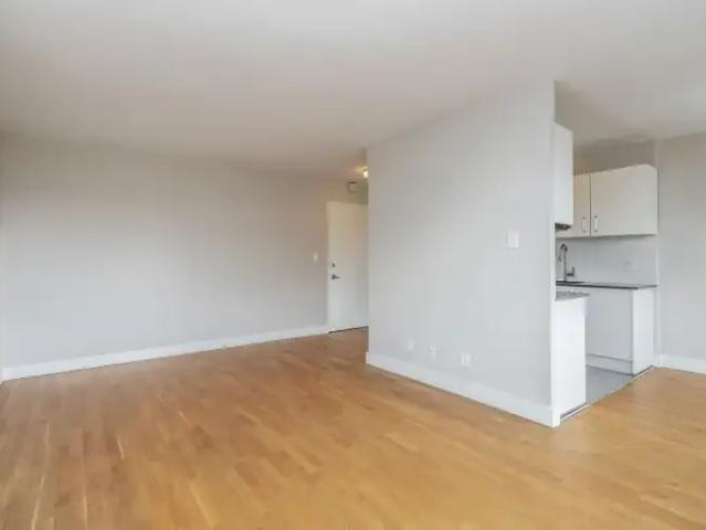 For Rent Apartment Toronto ON DS103090733
