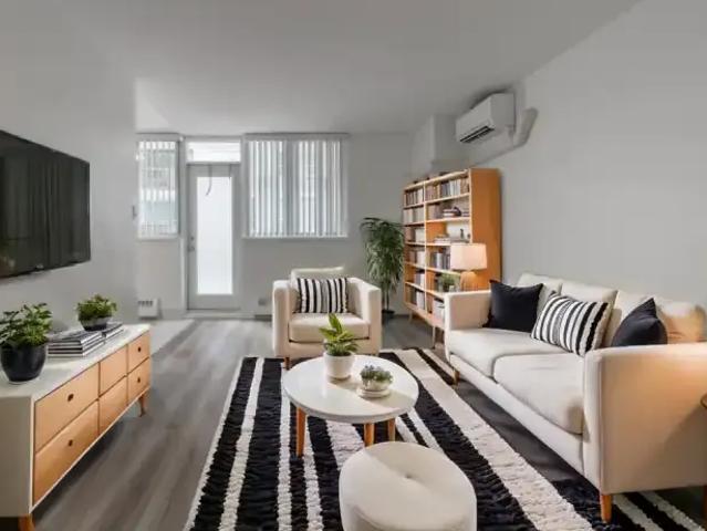 For Rent Apartment Toronto ON DS104752690