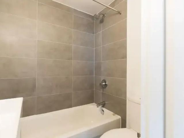For Rent Apartment Toronto ON DS104710842