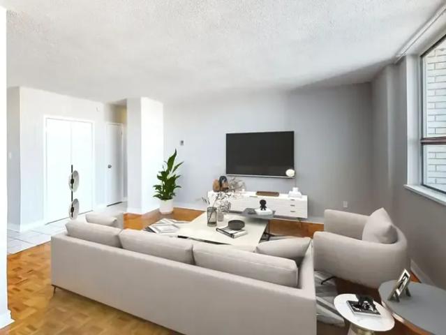 For Rent Apartment Toronto ON DS88937082