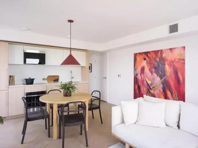 For Rent Apartment Vancouver BC DS103355162