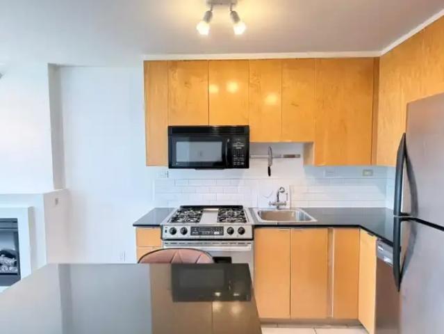 For Rent Apartment Vancouver BC DS103798569