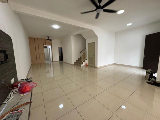 For Rent Austin Duta Double Storey Terrace House