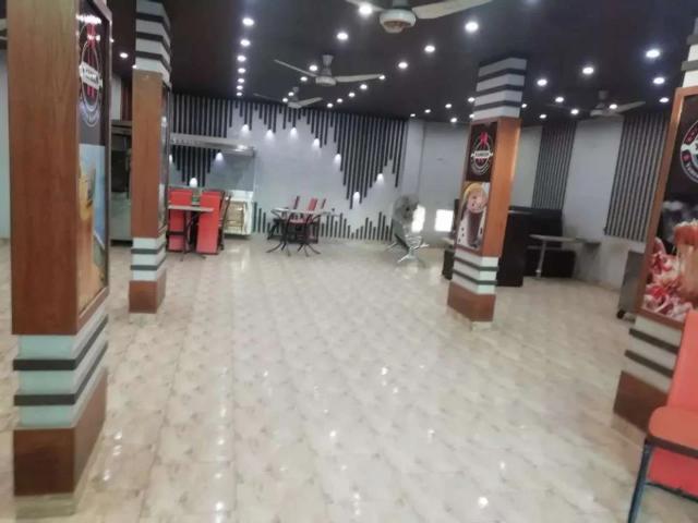 For rent available 240 sq yards plus meznain floor mart & bank Karachi Baloch Goth ID 37778