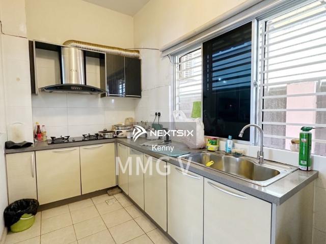 For rent Bandar Bukit Raja Klang Double Storey House kitchen cabinet