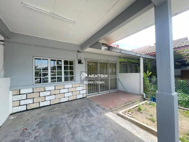 For Rent: Bandar Seri Putra, Kajang High Traffic Commercial Area