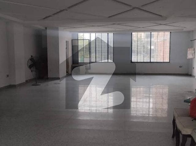 For Rent Commercial Attach Bathroom Office Main Street Surahe Chunk