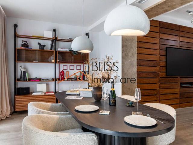 For rent Contemporary Villa with 5 Bedrooms and Private Garden Floreasca Piata, Bucharest