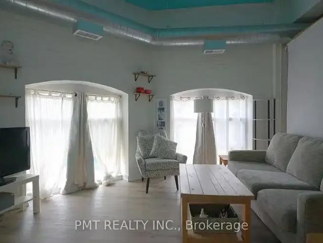 For Rent Condo Toronto ON DS104957351