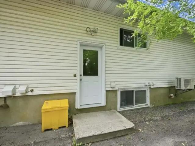 For Rent Condo Ottawa ON DS103879515