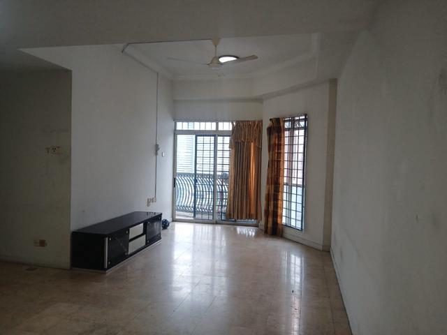 For Rent Corner Unit with Unblocked KL City View Villa Scott