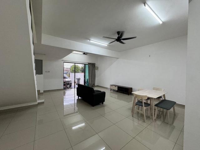 For Rent Crystal Indahpura Double Storey Terrace House