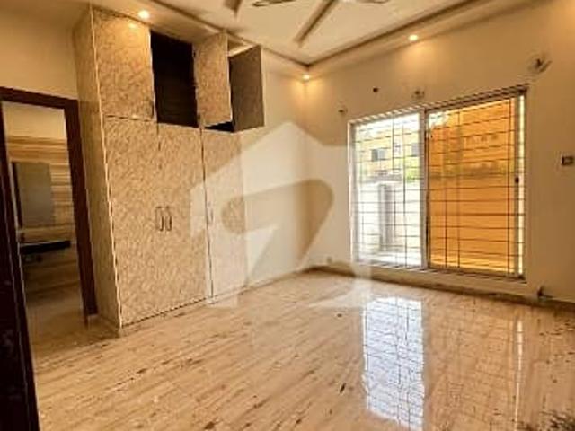 FOR RENT DHA 1 sector f 10MR 3Bed room