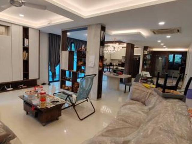 FOR RENT Double Storey Corner Lot EJ9 Taman Ehsan Jaya