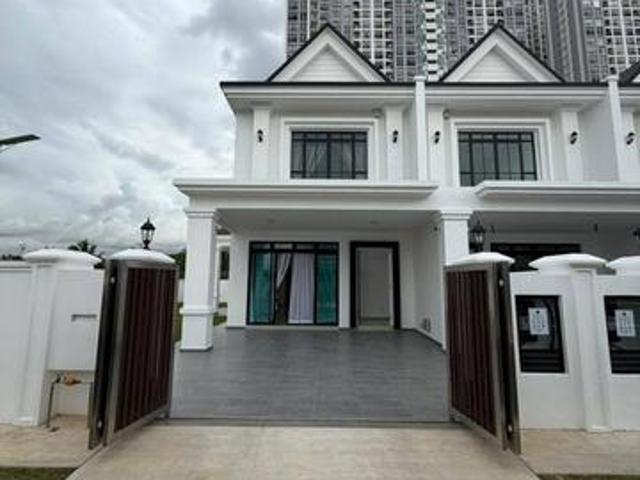 FOR RENT Double Storey Corner Lot House South Hill Seri Alam JB