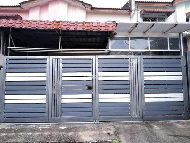 FOR RENT Double Storey House Tmn Koperasi Cuepacs Kajang Near MRT