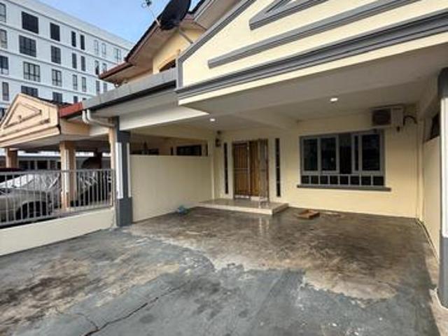 FOR RENT DOUBLE STOREY INTERMEDIATE Arang Road Near The Glen