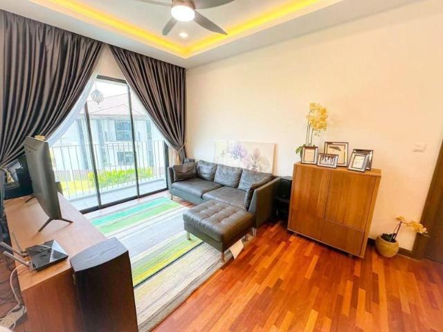 FOR RENT Double Storey Semi D Corner Lot Isle of Botanica @ Setia Eco Glades, Cyberjaya