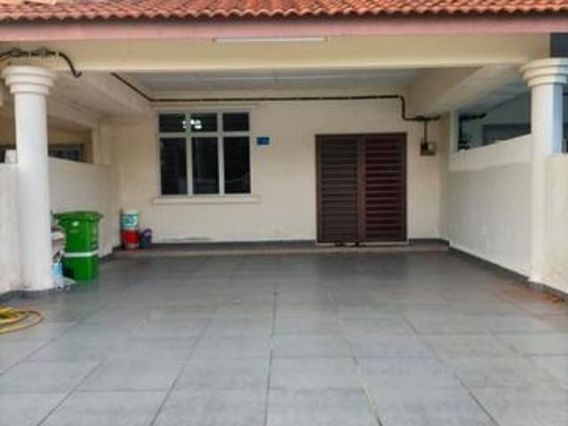 FOR RENT Double Storey TerraceTaman Seri Teruntum Kuantan