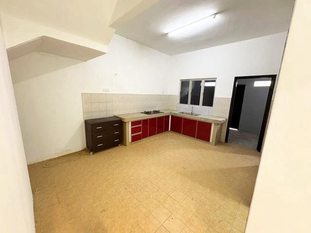 FOR RENT Double Storey Terrace Corner Lot Seksyen 5 Bangi