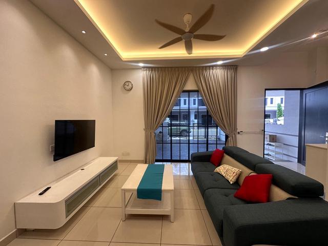 For Rent Eco Meadows 2 Storey Terrace Gated Guarded SAmpat