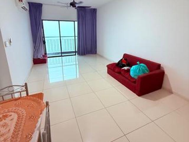 FOR RENT Emira Residence Seksyen 13 Shah Alam 883 sqft 2 Car Park