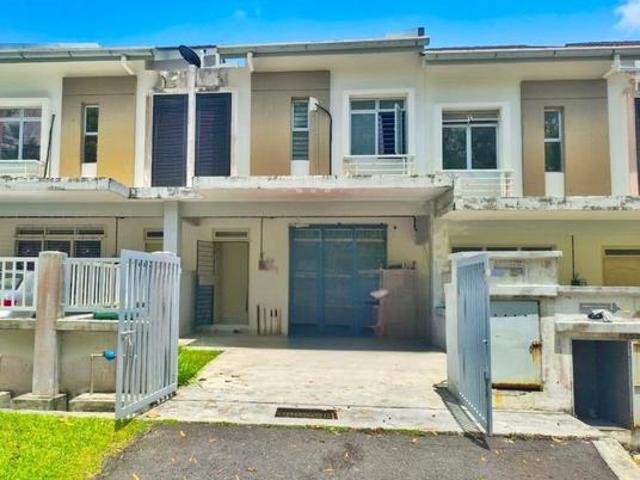 FOR RENT FACING OPEN 2 STOREY TERRACE Bandar Tasik Kesuma Semenyih