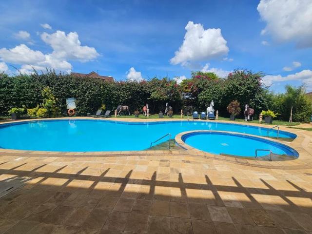 For Rent: Four Bedroom Townhouse – Runda