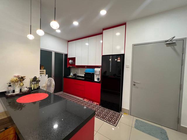 FOR RENT Fully Furnished Razak City Residence Corner Unit
