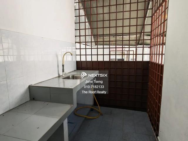For Rent Gala City High Visibility Facing Main Road Big Size shoplot For Rent