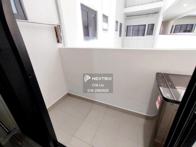 FOR RENT Ground Floor Corner Shoplot @ Emporium, Jalan Tun Jugah, Kuching High visibility corner unit in a busy commercial hub! Perfect for retail, F&B, showroom or service business!