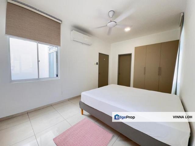 For Rent Hills @ The Hill 2 storey Cluster 整间屋子刚粉刷油漆