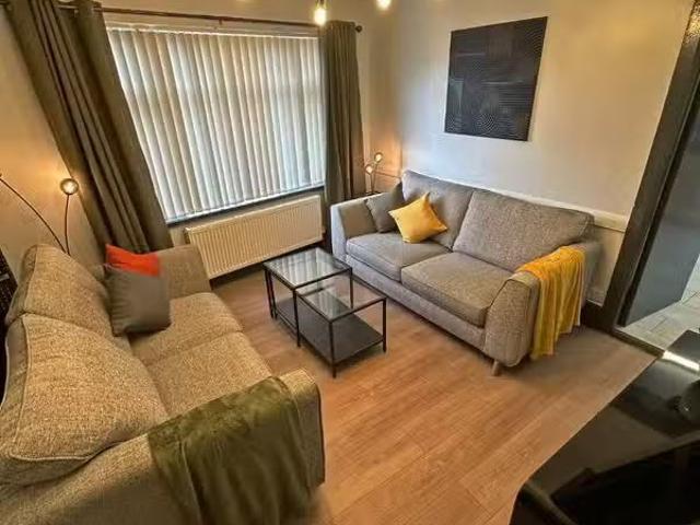 Rental! House For Rent, 30 Elimgrove St