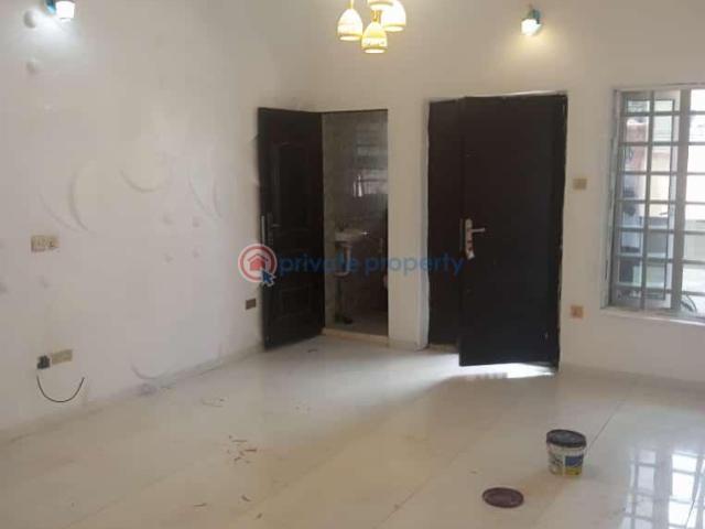 For rent: House @ire Akari Estate Off Akala Express. Ibadan Oyo PID: 4PBPJA | Private Property Nigeria
