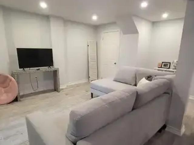 For Rent House Richmond Hill ON DS104754021