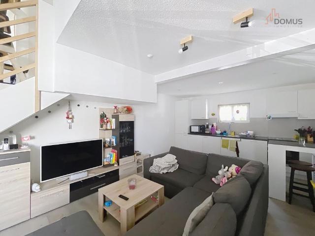 For rent in Courgenay – Renovated apartment with character
