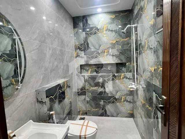 For Rent In DHA Rahber 10 Marla Full House With 5 Bed'S Double Kitchen Brand New Ist Intry Full House