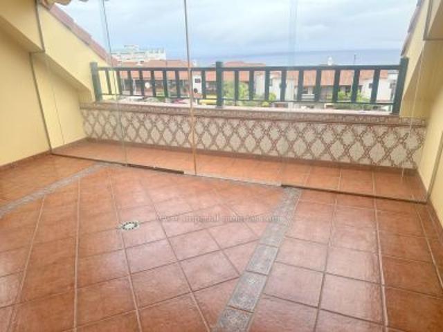 For rent in one of the best resorts of Puerto de la Cruz, in La Paz area, great penthouse with garage