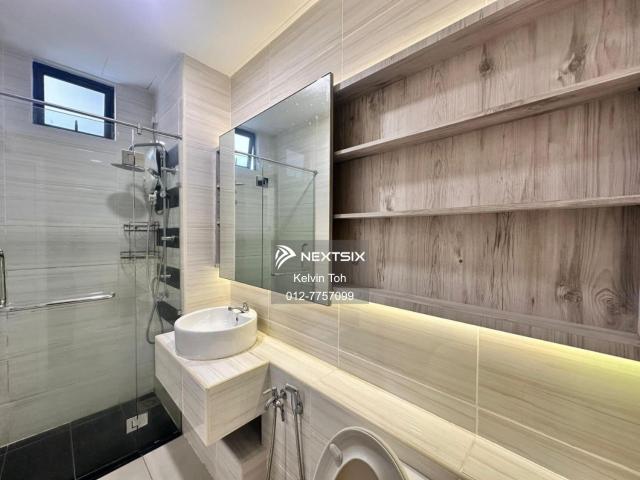 For Rent JB Town全新角头店面* *Pelangi Avenue, Taman Pelangi