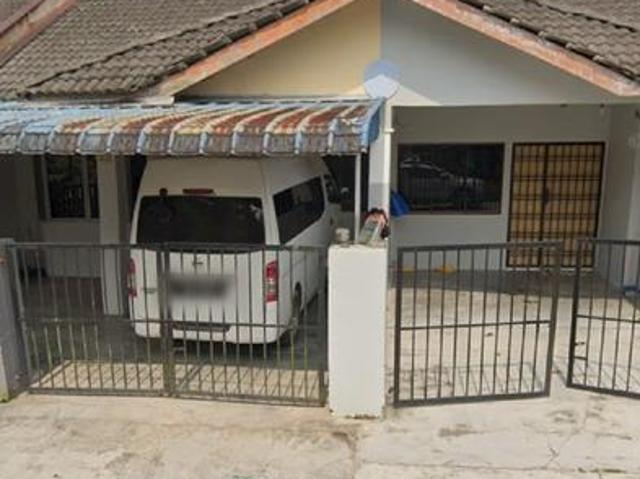 For Rent Kelapa Sawit Sedenak Bukit Batu