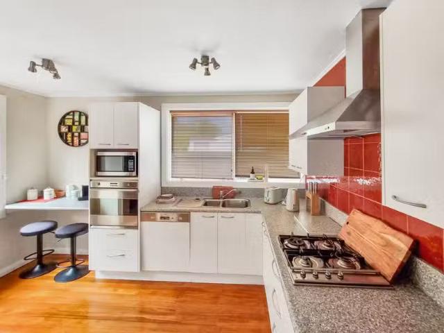 Unique Large Two Level Three Bedroom Family Home – First Natio.
