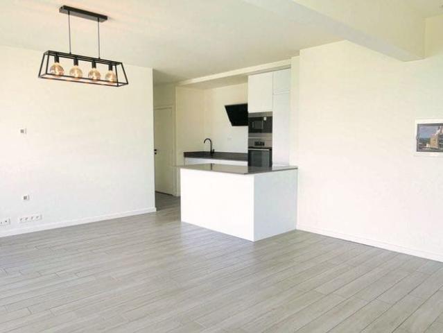 For Rent: Luxurious 2 Bedroom Apartment with Terrace
