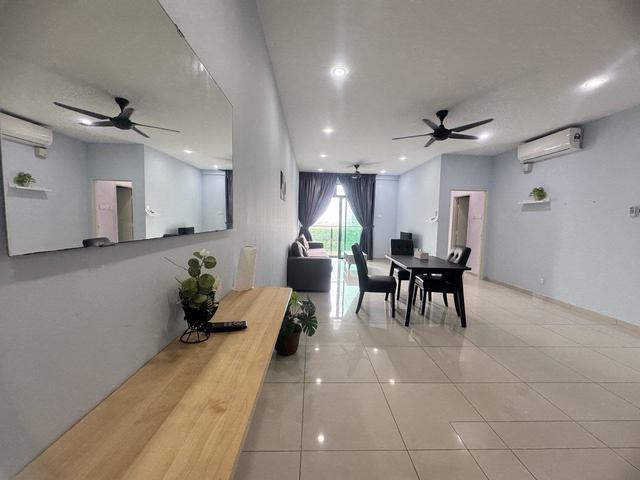 For Rent Marina Residence Permas jaya Fully Fusniture 3 bed 3 bath