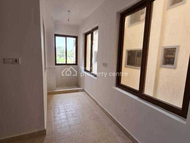 For Rent: Modern Executive 3 Bedroom Apartment With A Swimming Pool, Kasuku Road, Nyali, Mombasa | 3 Beds, 4 Baths Ref: 39340 Kenya Property Centre KPC