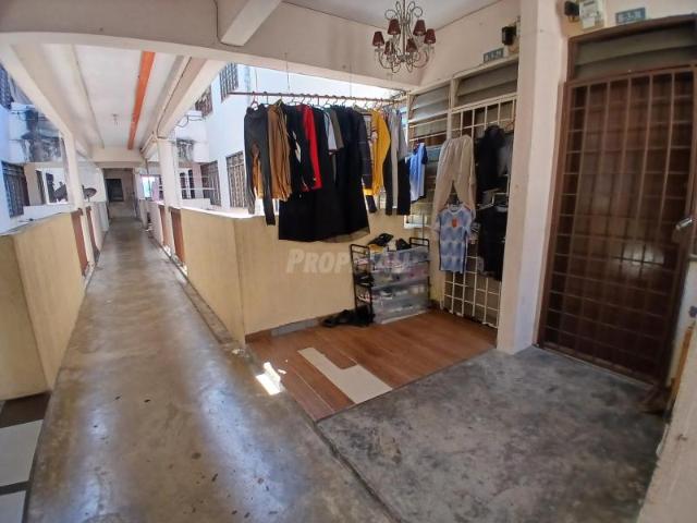 FOR RENT: PANGSAPURI SERI MAWAR DI BANDAR SERI PUTRA, BANGI
