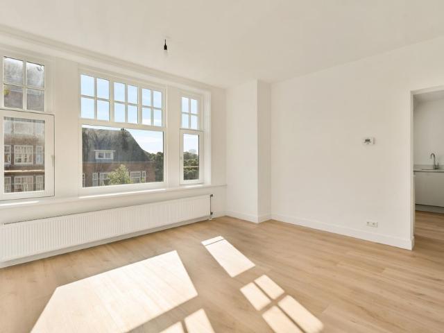 For rent: Parnassusweg 38 4, 1076 AS Amsterdam