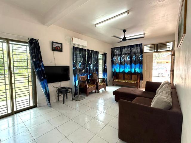 FOR RENT Ponderosa Green Taman Molek