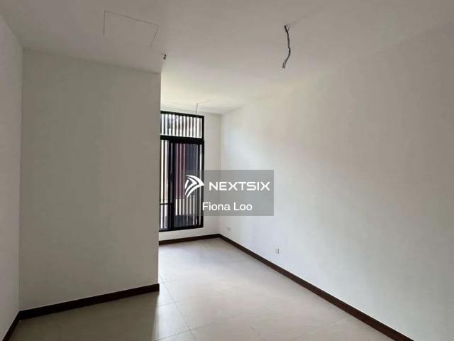 FOR RENT | Prime Intermediate Shop Lot @ MJC Batu Kawa