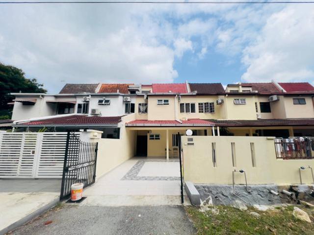 For Rent RENOVATED Double Storey SS14 Subang Jaya