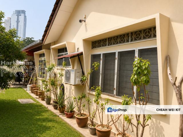 For Rent: Section 14 Petaling Jaya Corner 2 Storey Terrace 4 Rooms 22x65